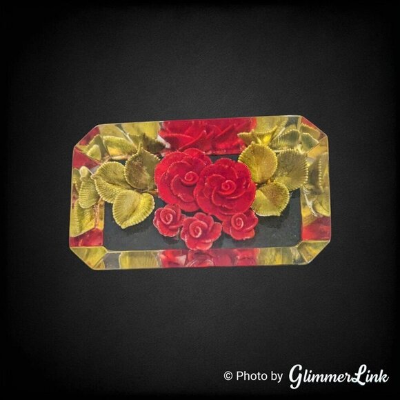 Vintage Clear Lucite Red Roses & Leaves Rectangular Faceted Brooch Pin - Picture 1 of 7